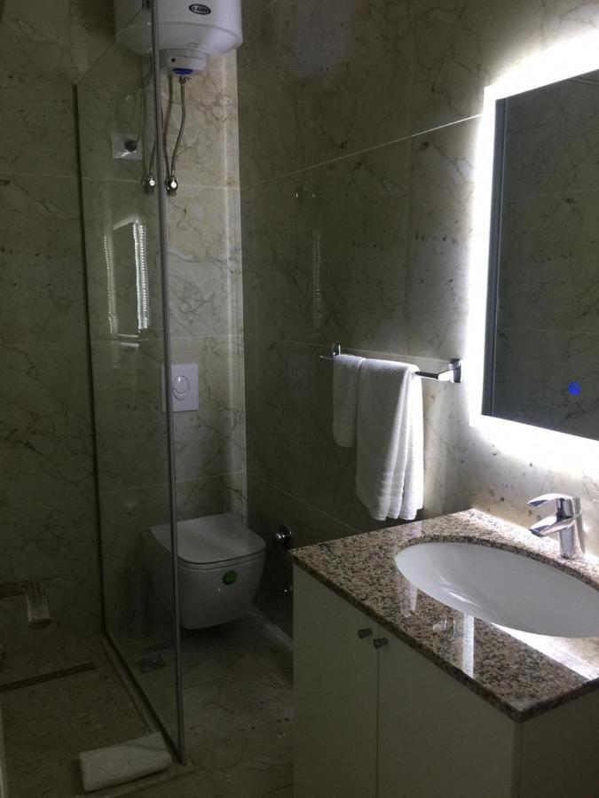 Ramel Hotel Tirana Esterno foto